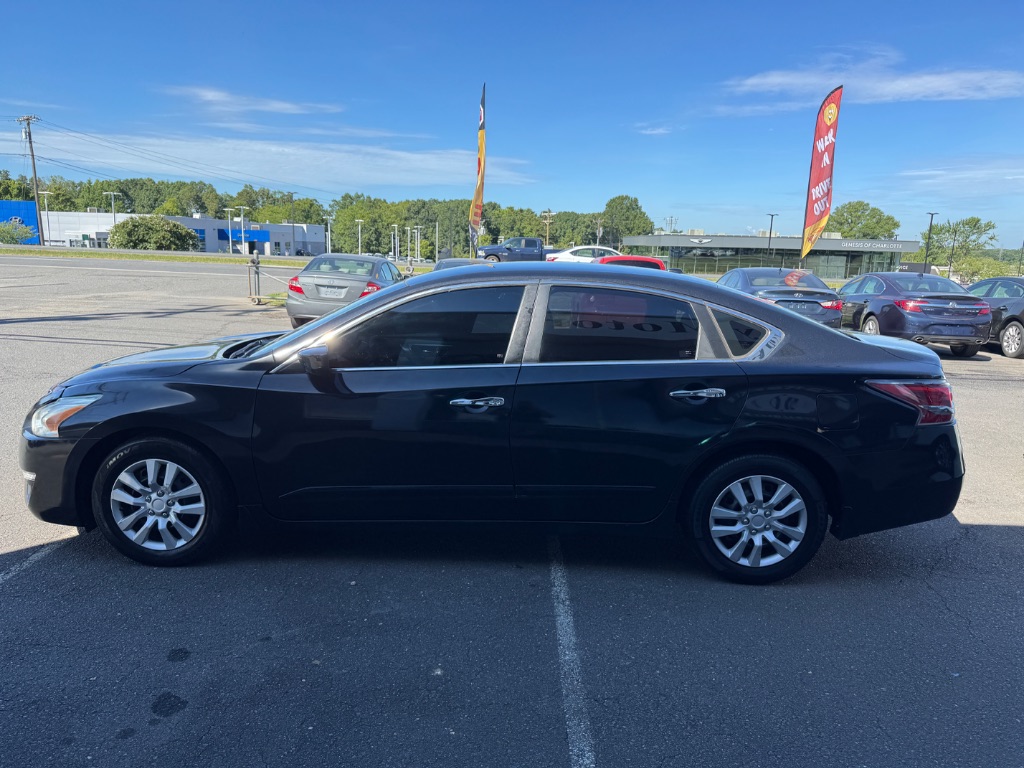 2015 Nissan Altima - $12,000