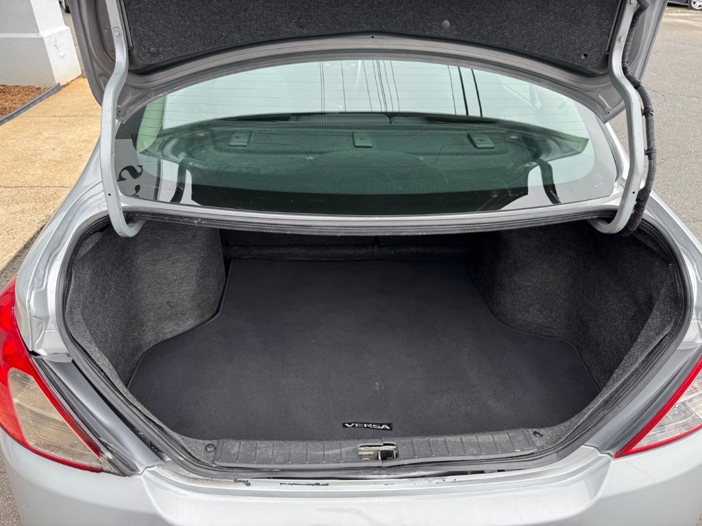 2018 Nissan Versa - $5,500