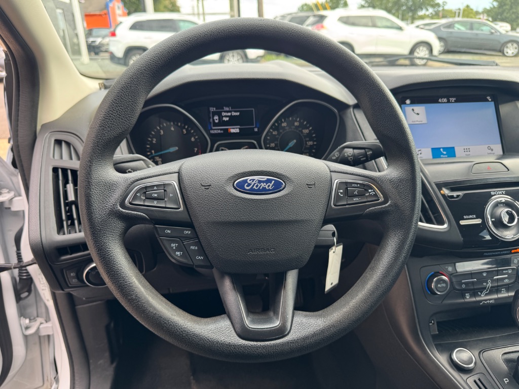 2017 Ford Focus - $9,999