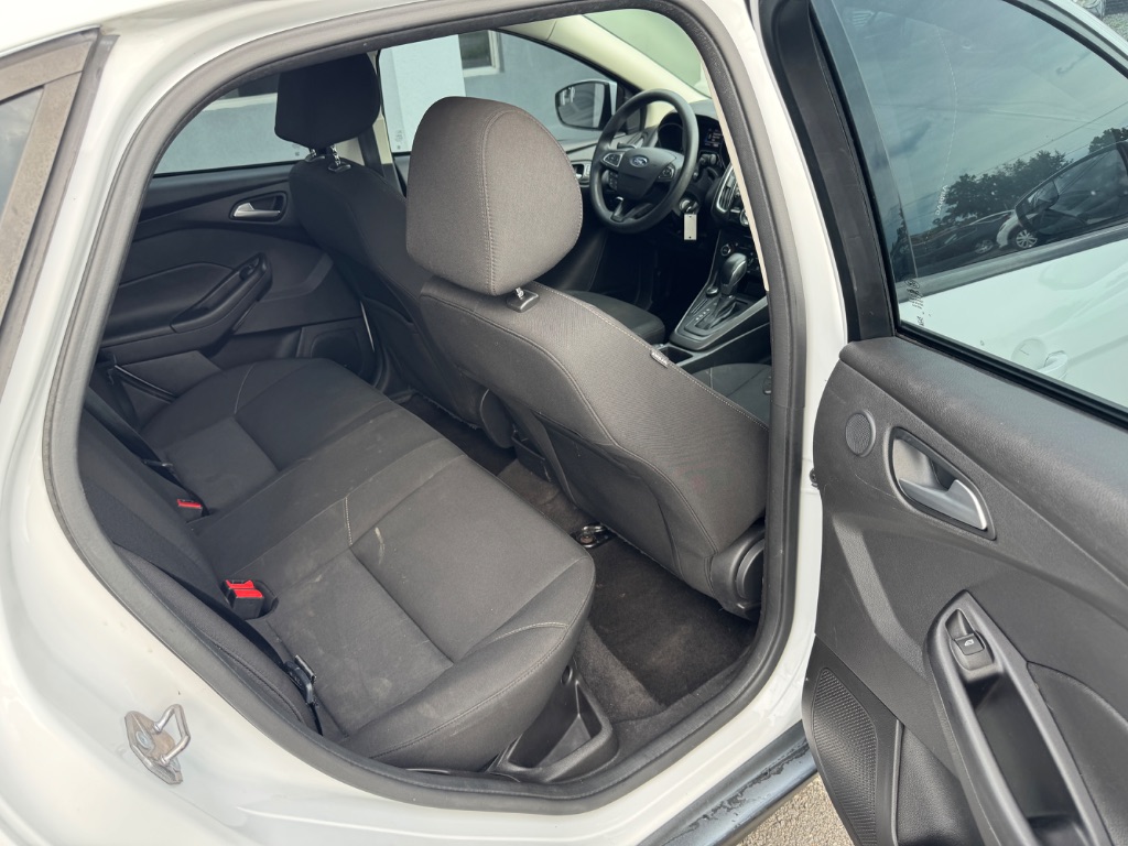 2017 Ford Focus - $9,999