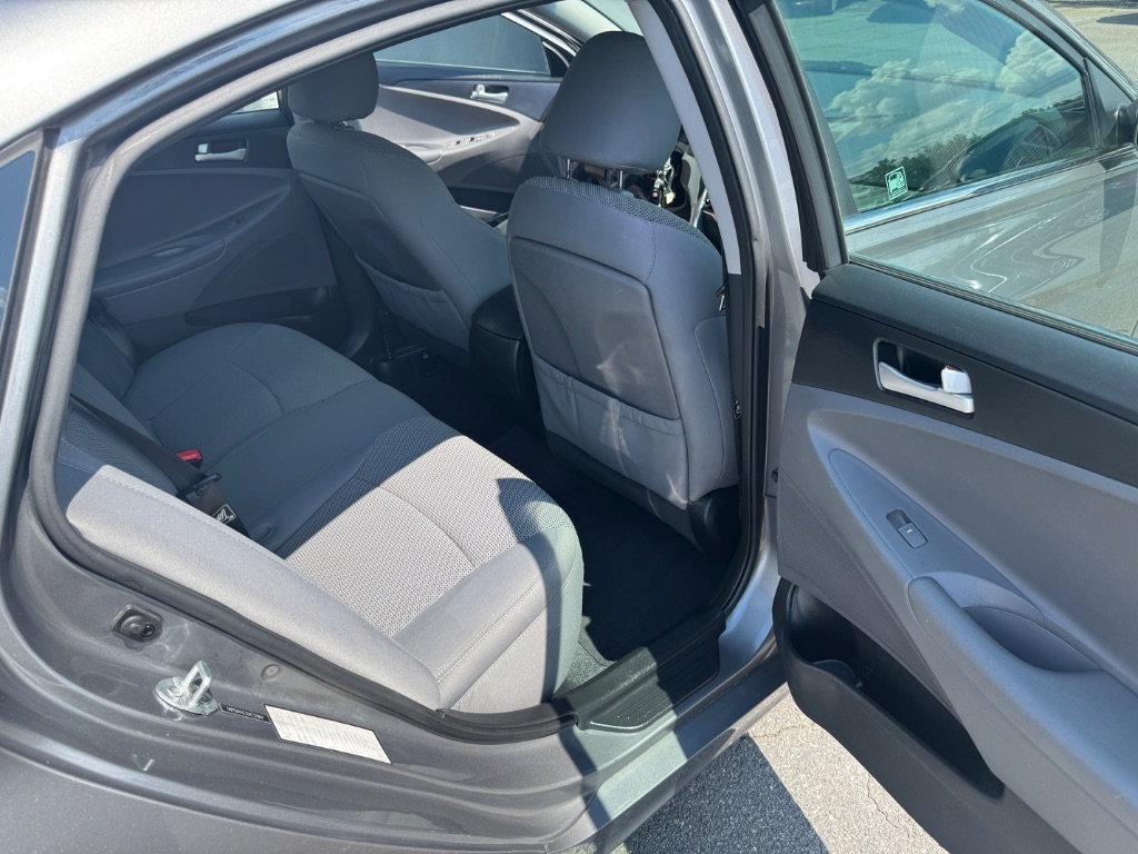 2013 Hyundai Sonata - $9,999