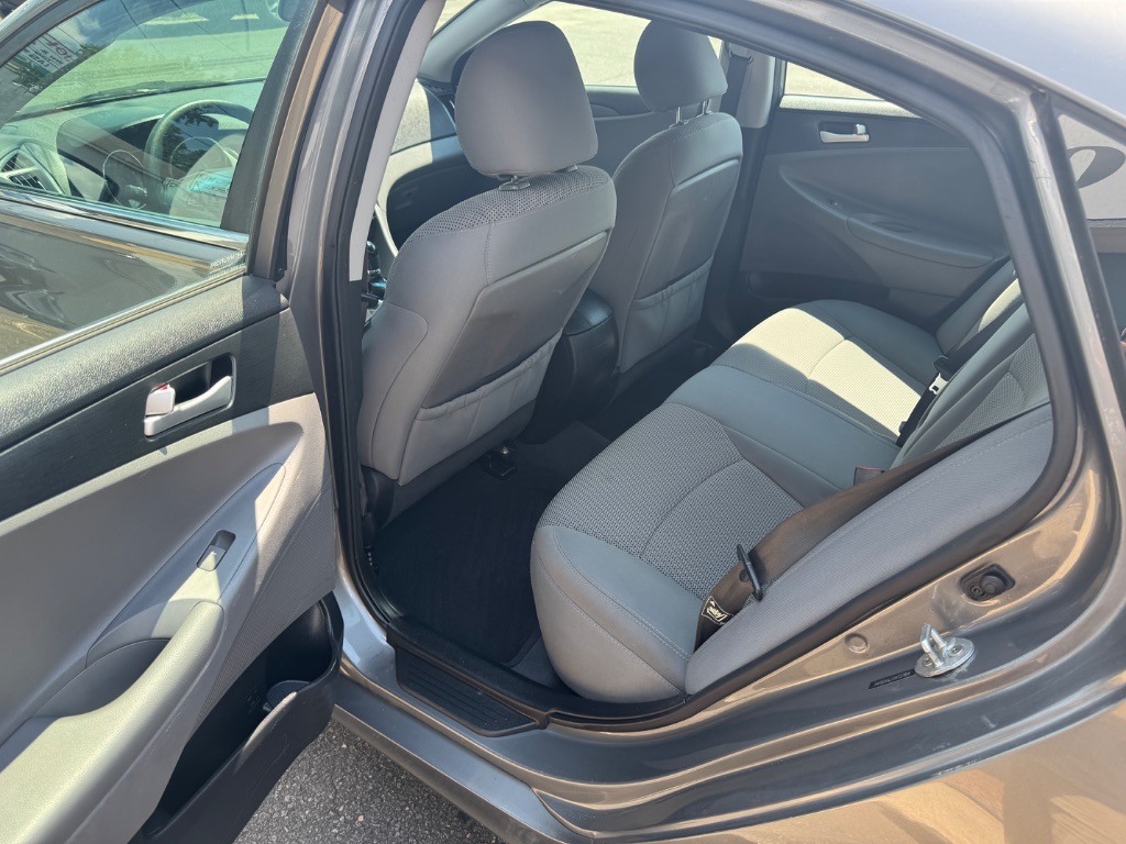 2013 Hyundai Sonata - $9,999