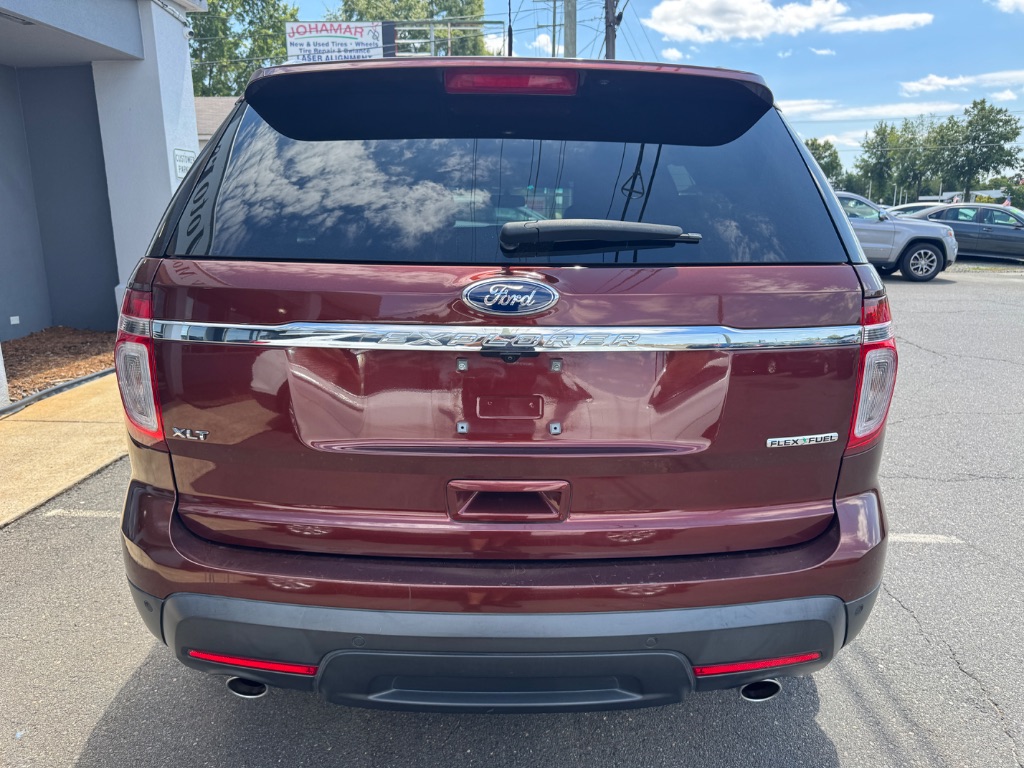 2015 Ford Explorer - $13,000