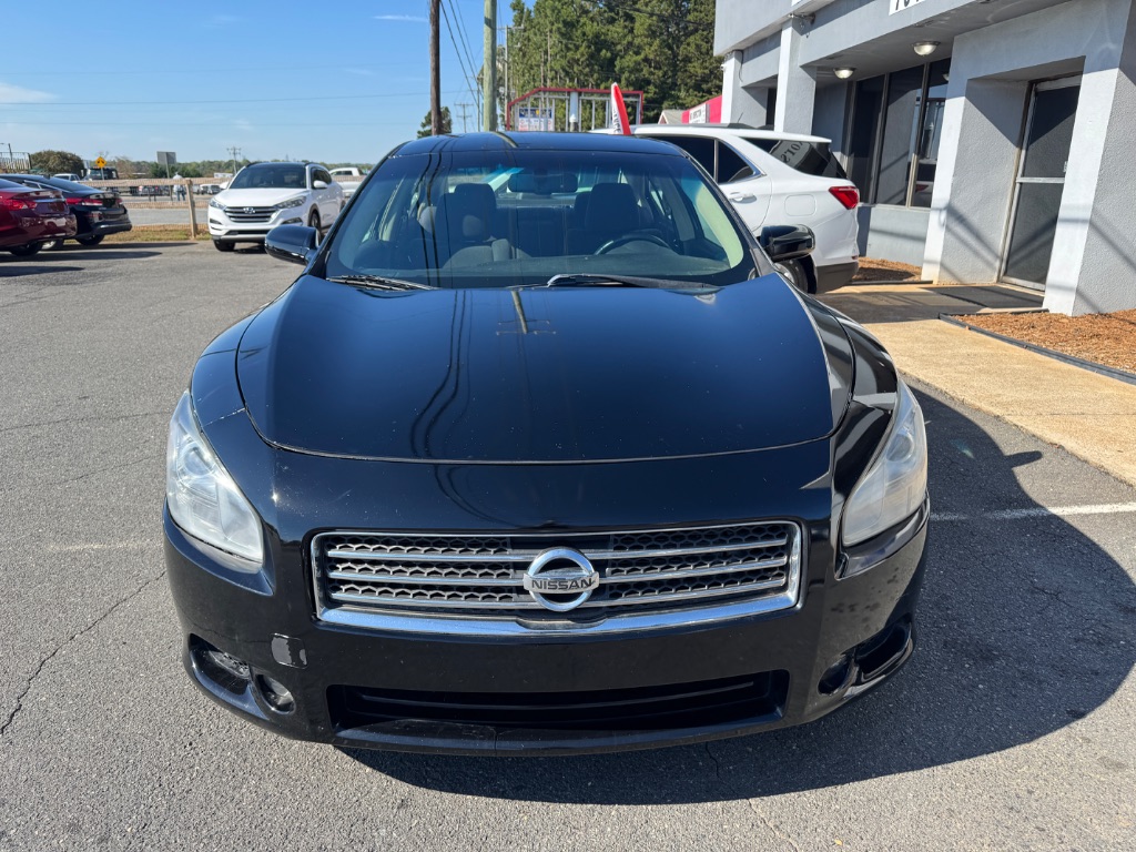 2011 Nissan Maxima - $9,999