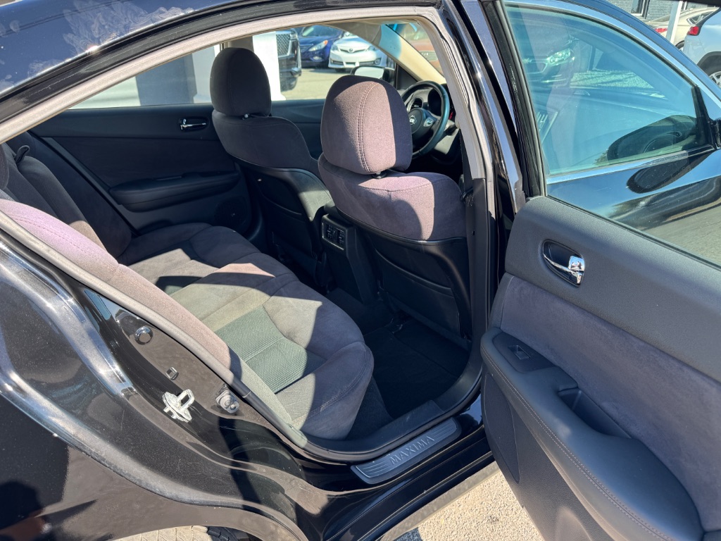 2011 Nissan Maxima - $9,999