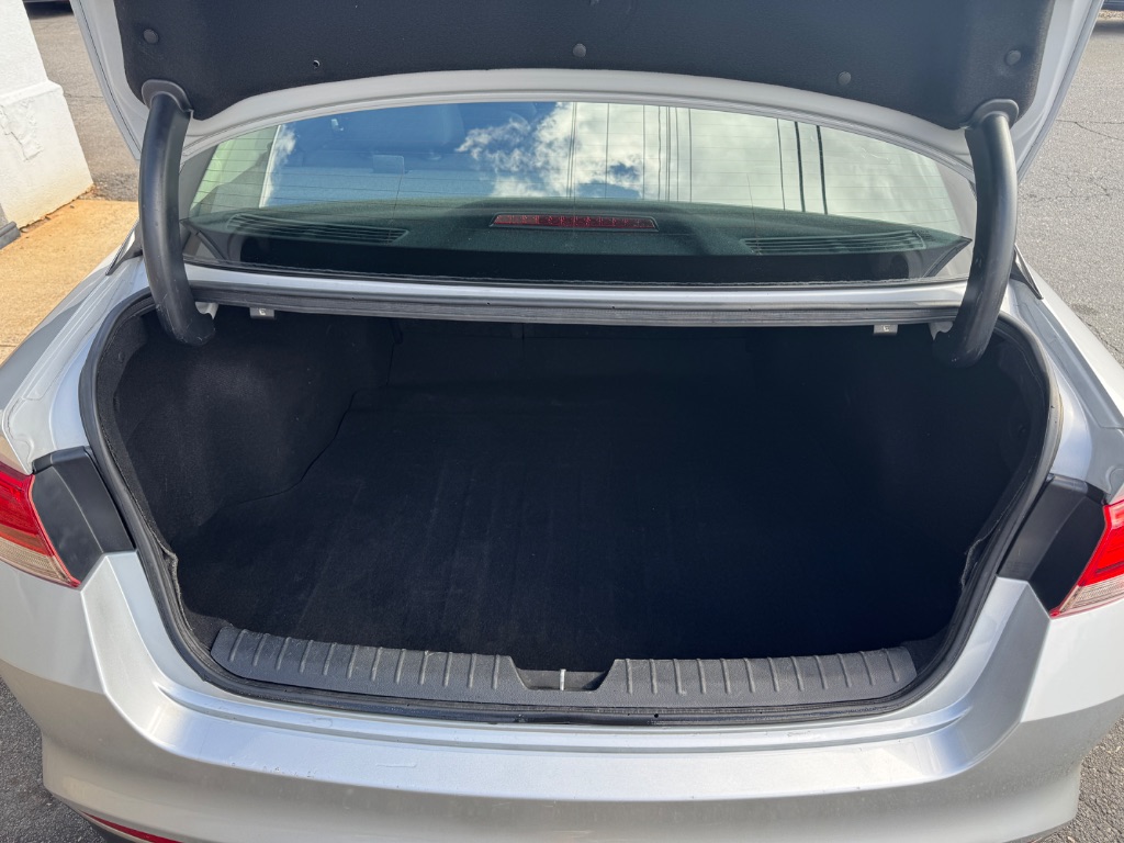2017 Kia Optima - $11,000