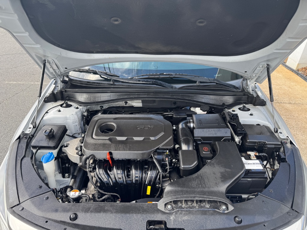 2017 Kia Optima - $11,000