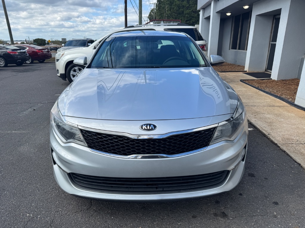 2017 Kia Optima - $11,000