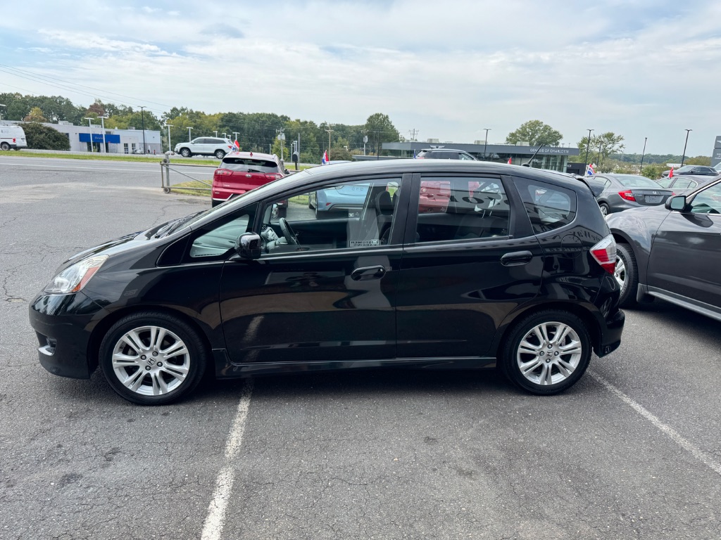 2010 Honda Fit - $11,000