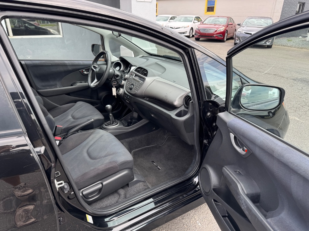 2010 Honda Fit - $11,000