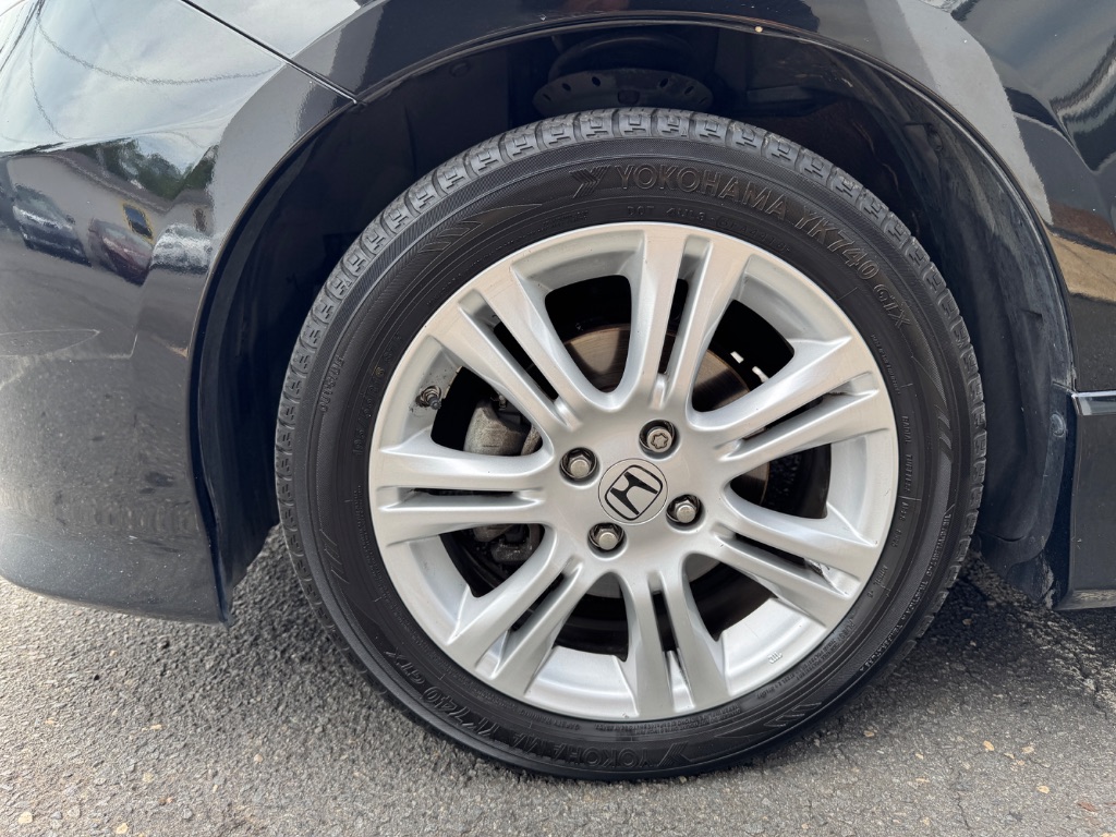 2010 Honda Fit - $11,000