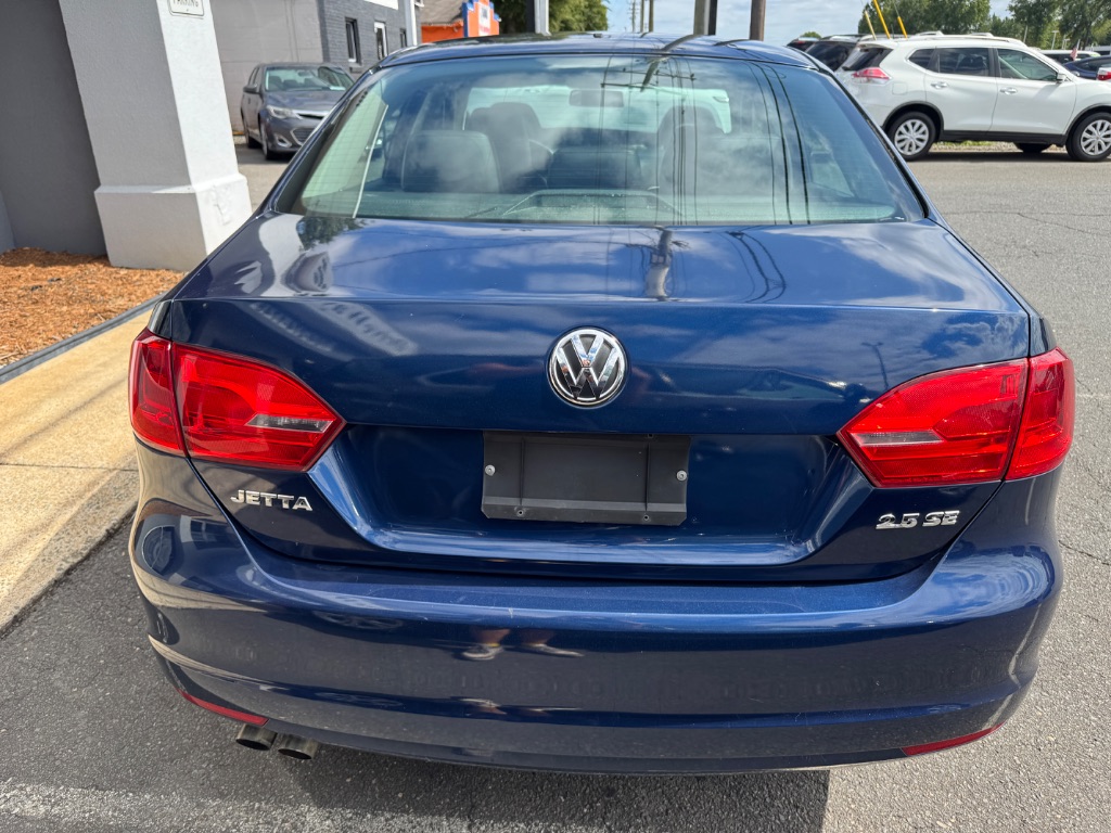 2013 Volkswagen Jetta - $10,000