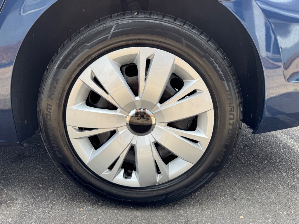 2013 Volkswagen Jetta - $10,000