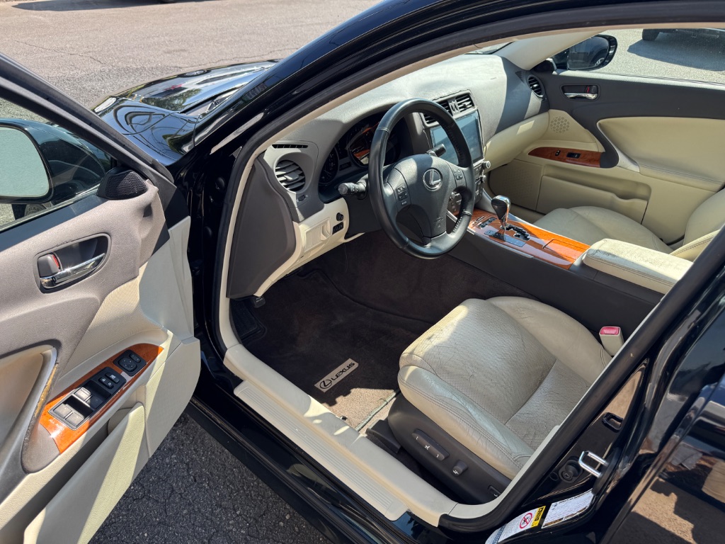 2009 Lexus IS - $13,000