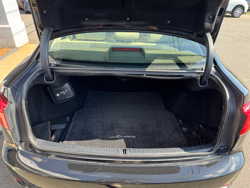 2009 Lexus IS - $13,000