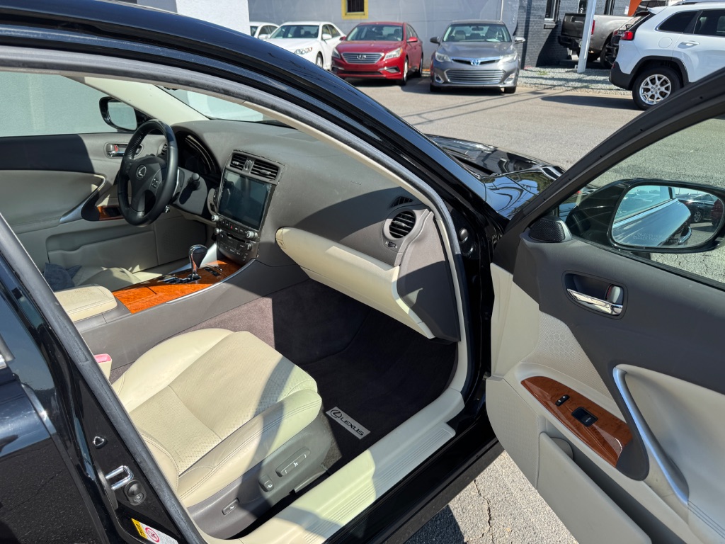 2009 Lexus IS - $13,000