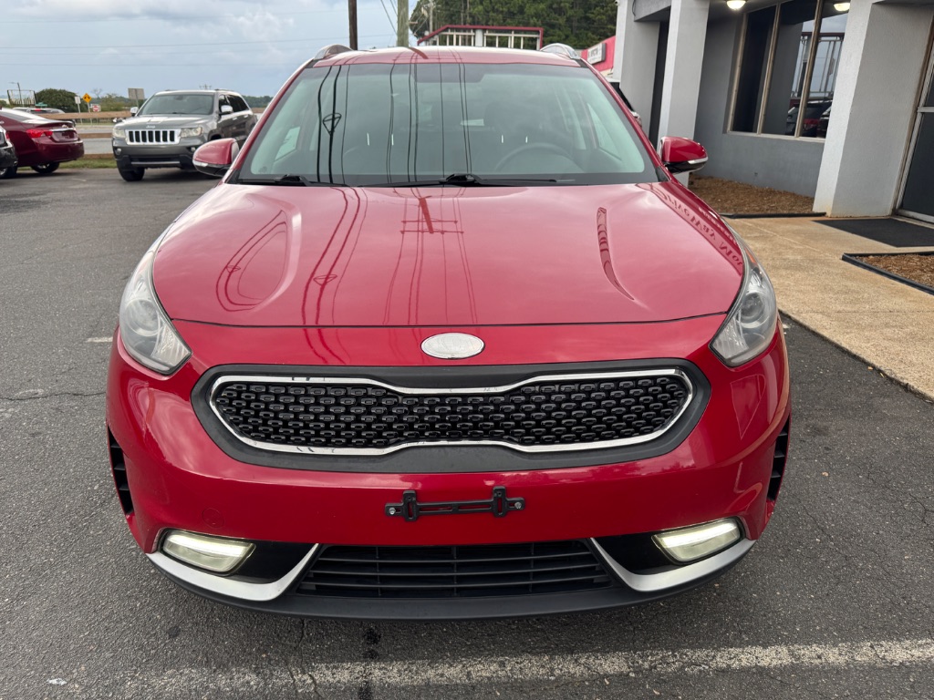 2017 Kia Niro - $11,000