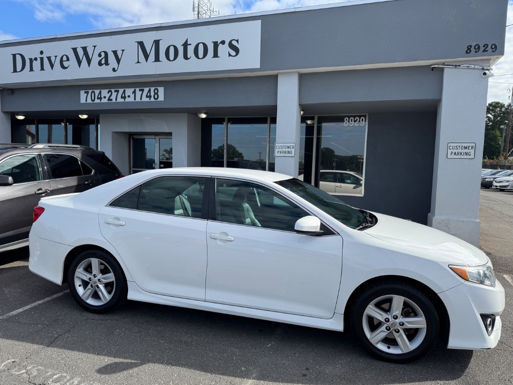 2013 Toyota Camry - $13,000
