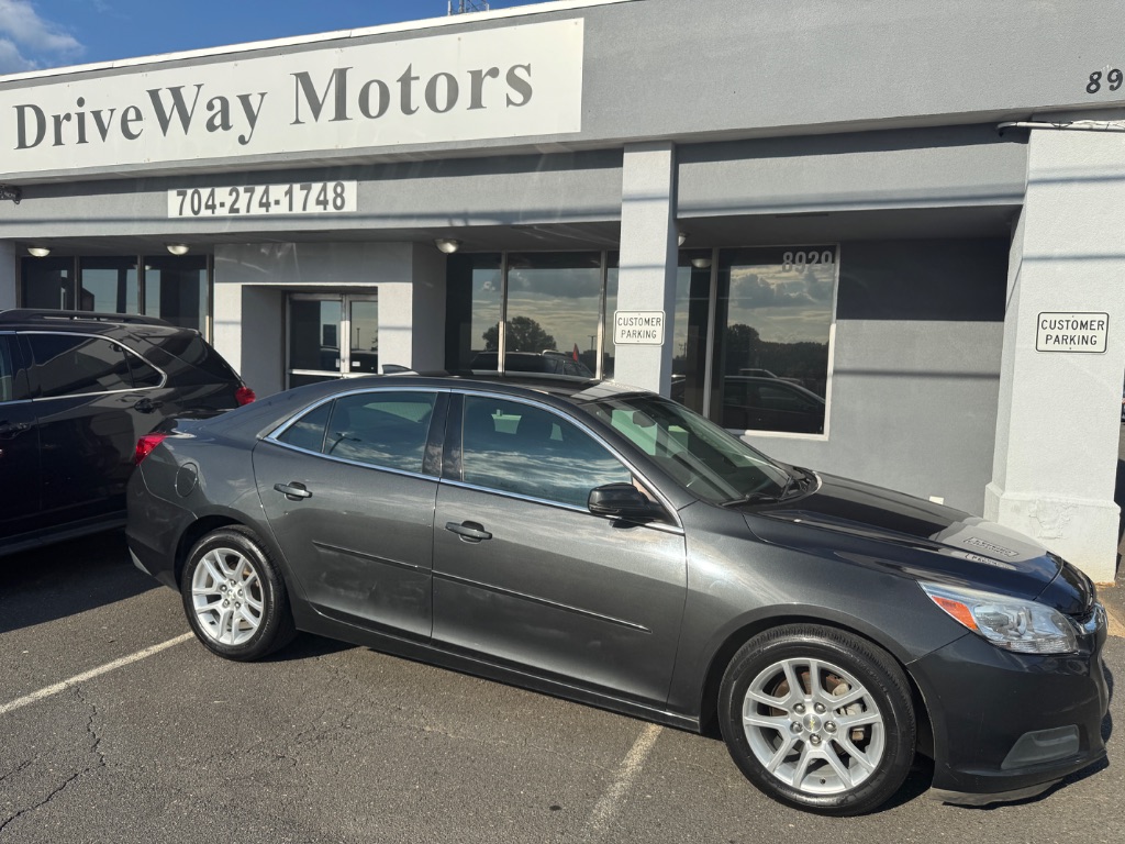 2015 Chevrolet Malibu - $11,000