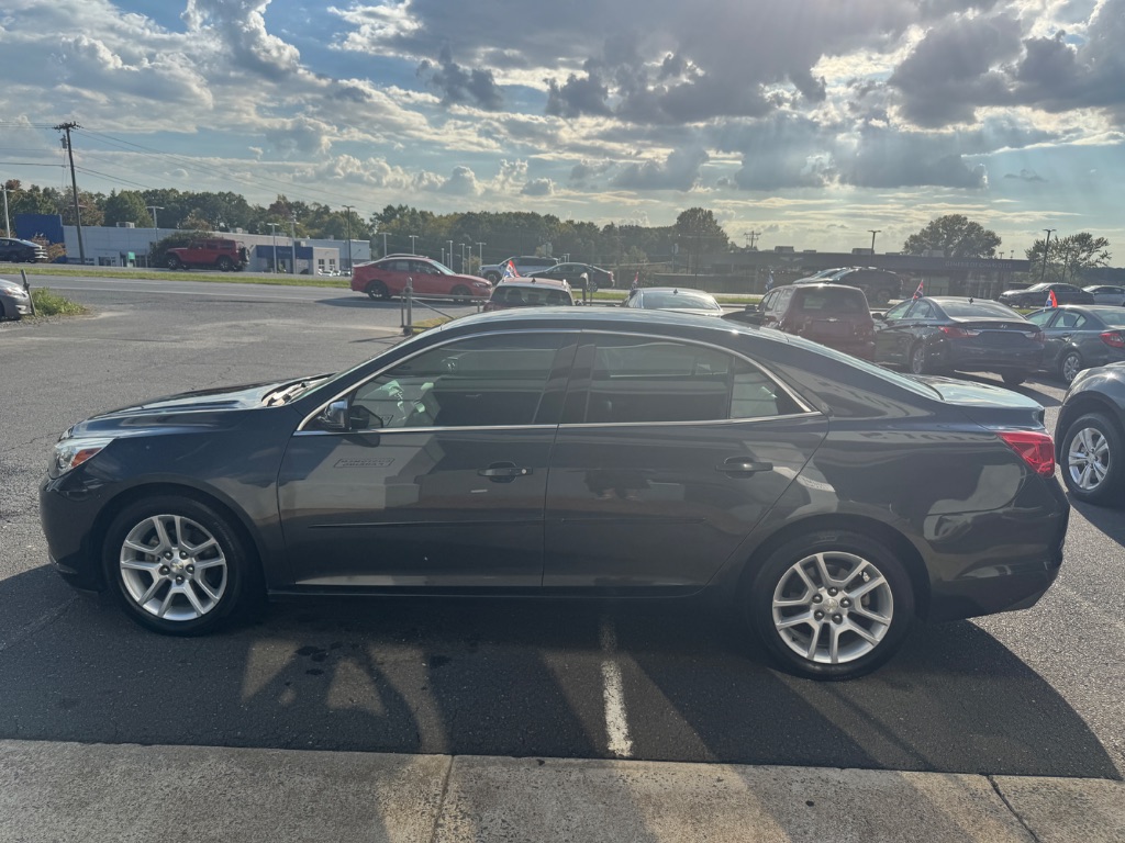 2015 Chevrolet Malibu - $11,000
