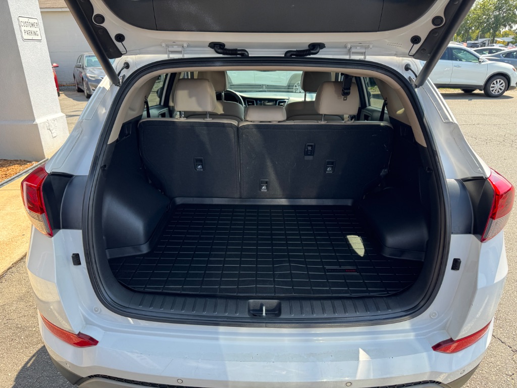 2017 Hyundai Tucson - $15,000