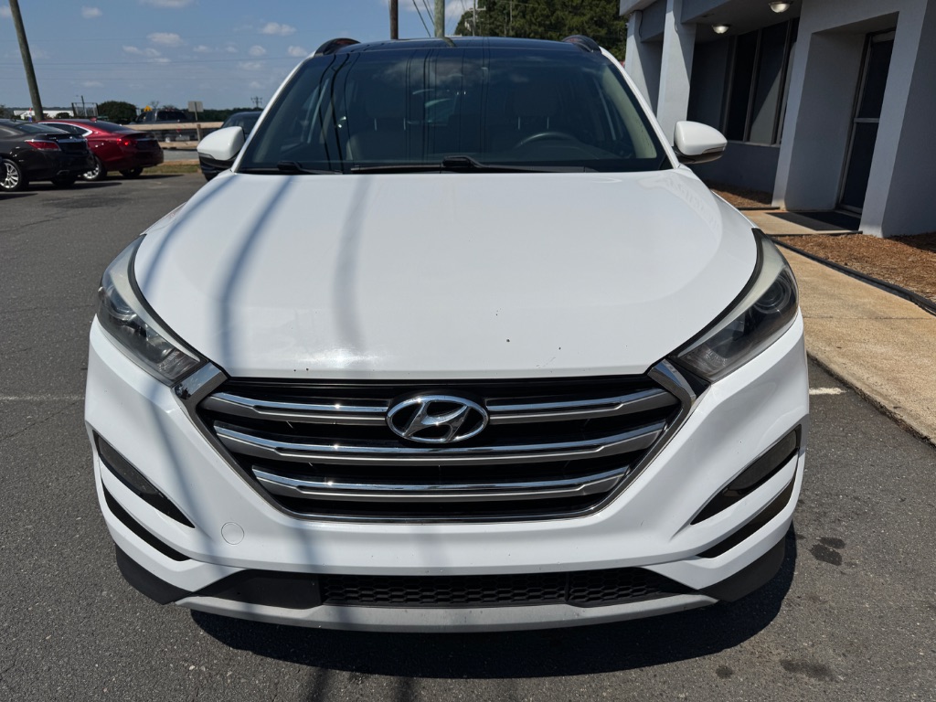 2017 Hyundai Tucson - $15,000