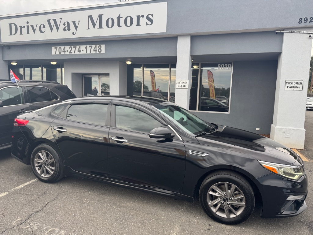 2020 Kia Optima - $15,000