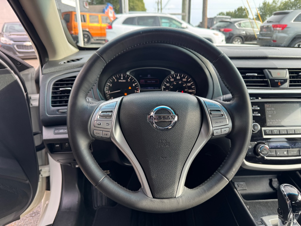 2018 Nissan Altima - $16,000