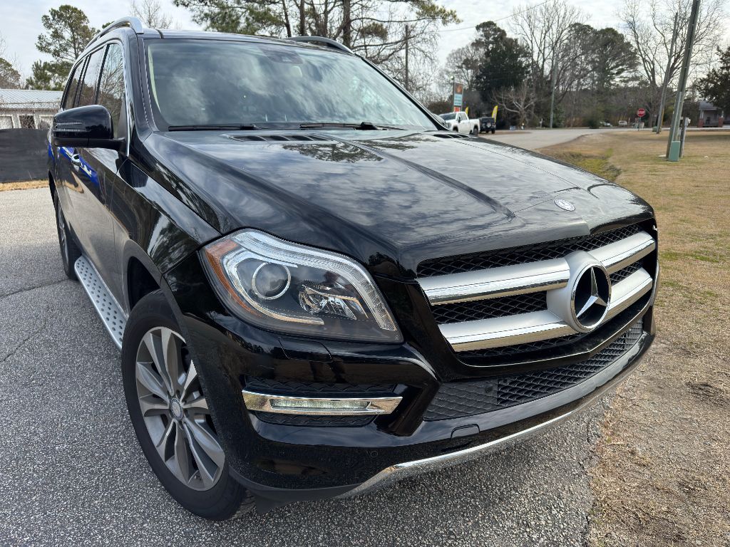 2013 Mercedes-Benz GL-Class - $12,995