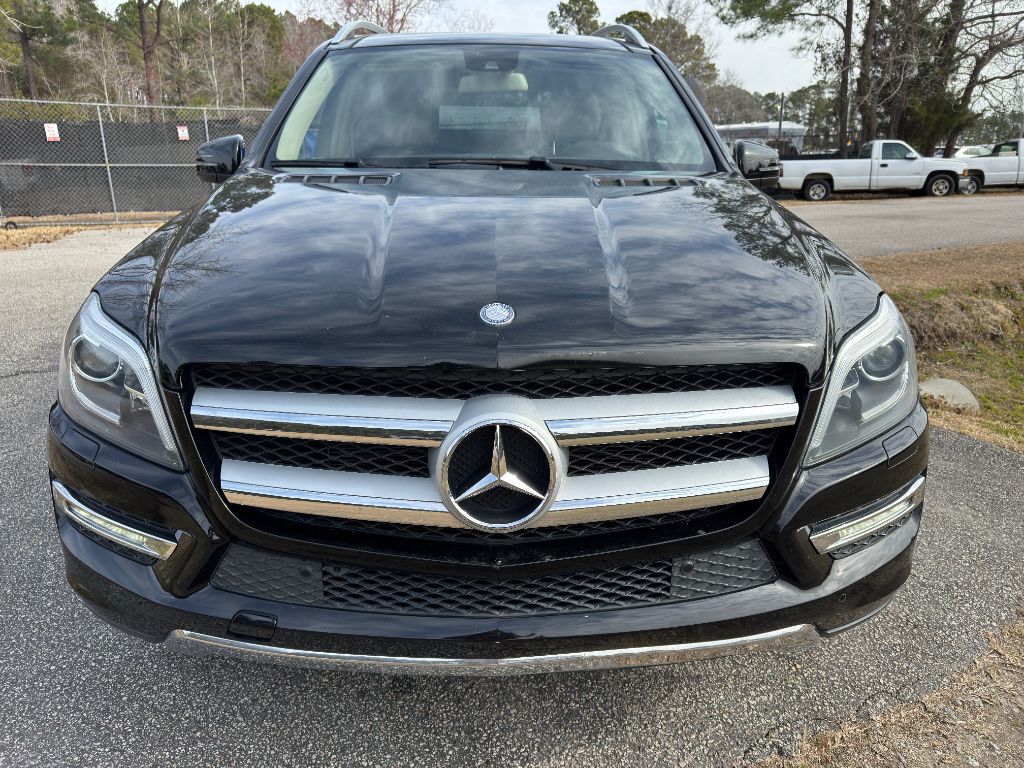 2013 Mercedes-Benz GL-Class - $12,995
