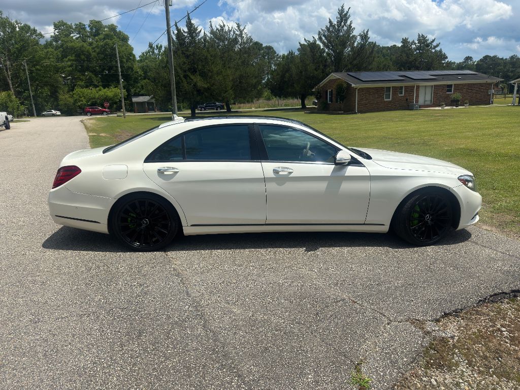 2014 Mercedes-Benz S-class - $18,999
