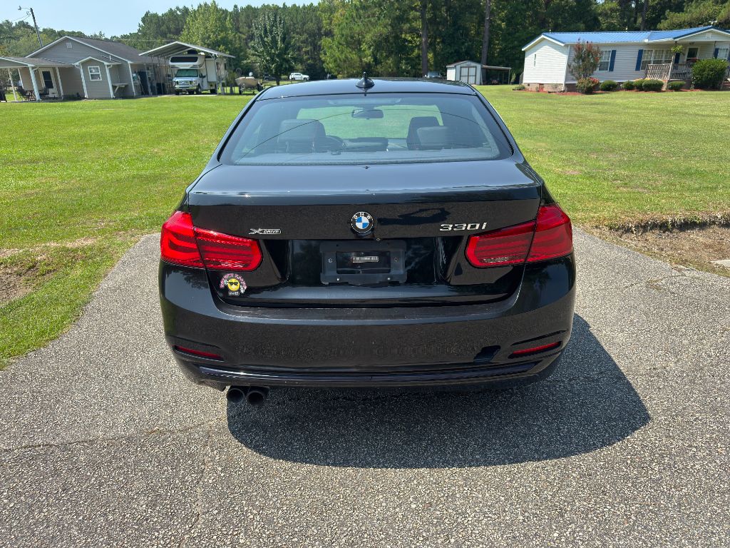 2018 BMW 330i - $17,825