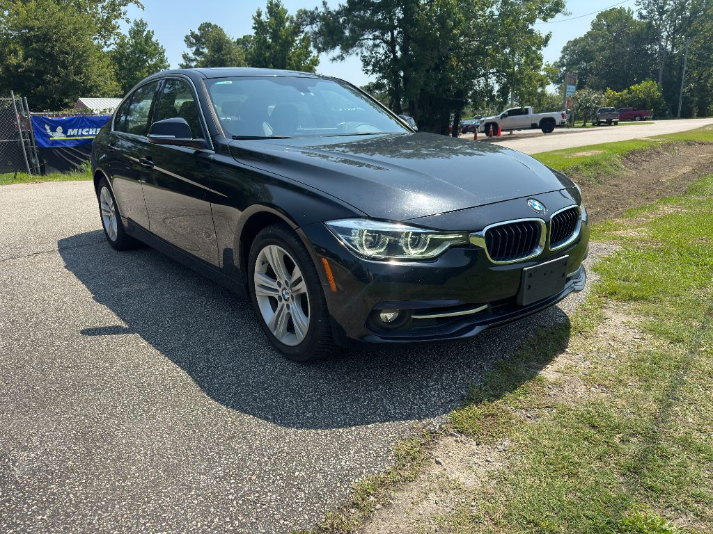 2018 BMW 330i - $17,825