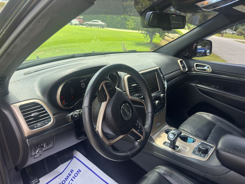 2015 Jeep Cherokee - $8,900