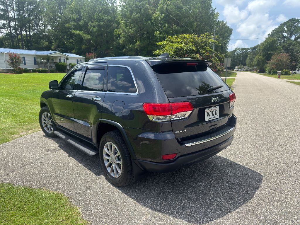 2015 Jeep Cherokee - $8,900