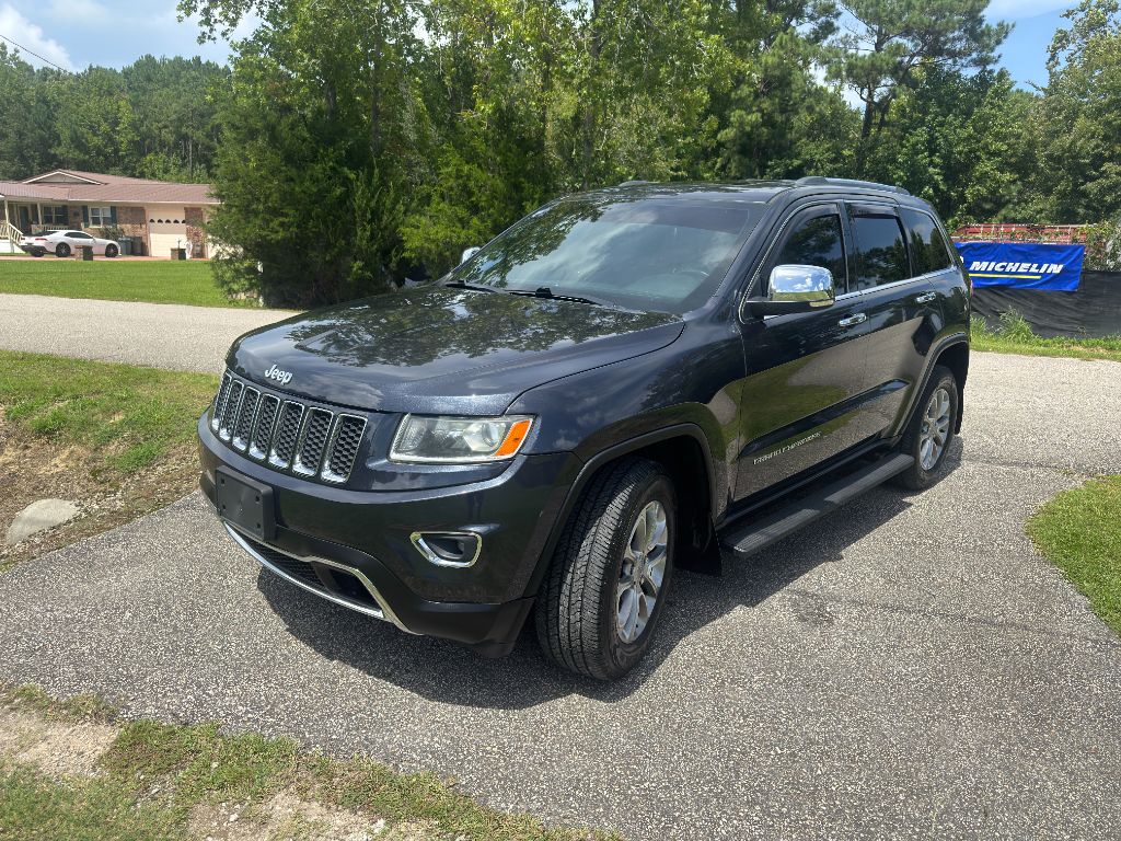 2015 Jeep Cherokee - $8,900