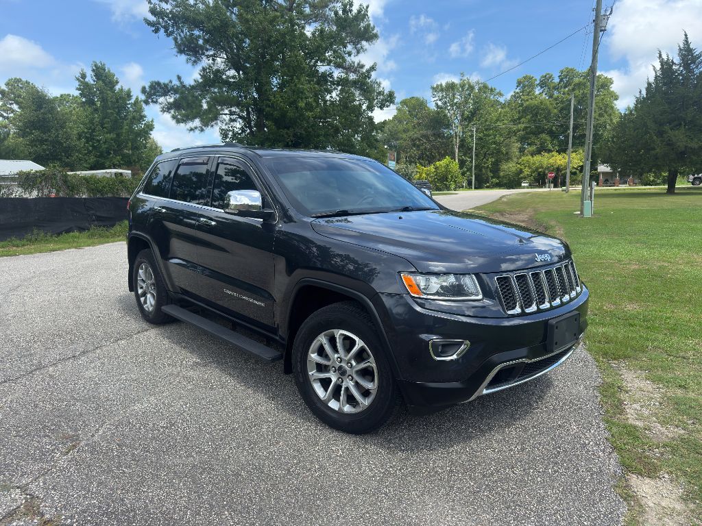 2015 Jeep Cherokee - $8,900