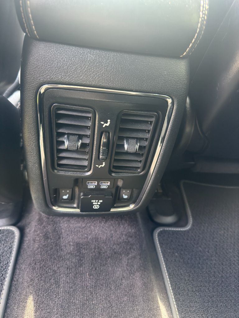 2015 Jeep Cherokee - $8,900