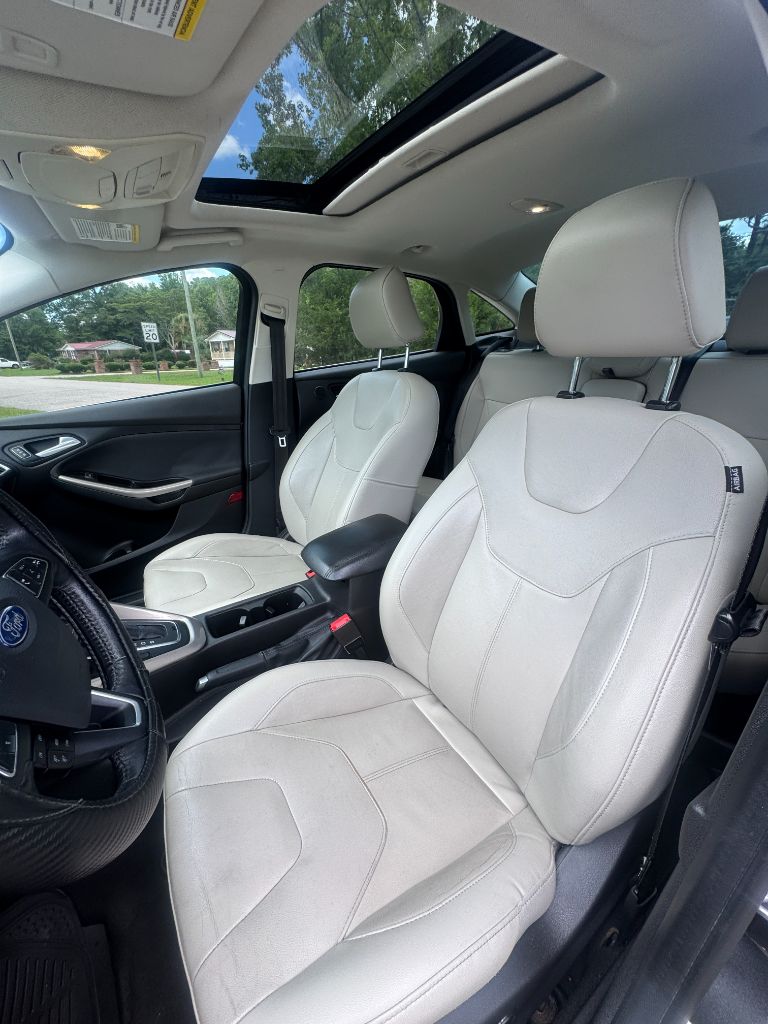 2018 Ford Focus - $6,750