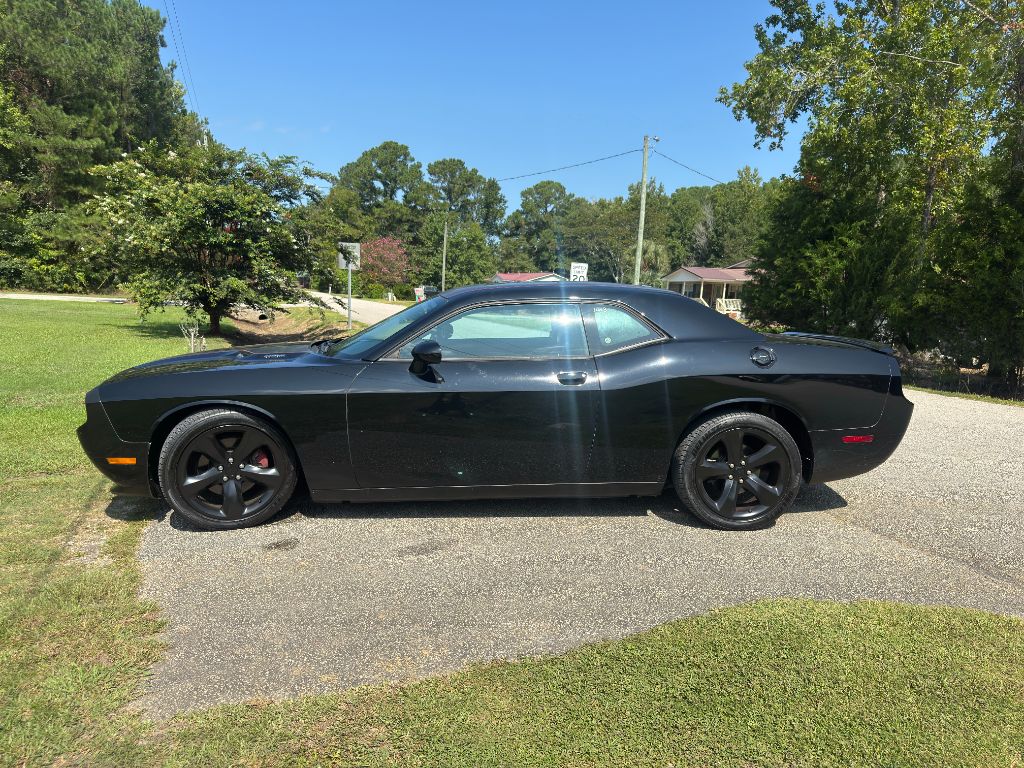 2014 Dodge Challenger - $13,250