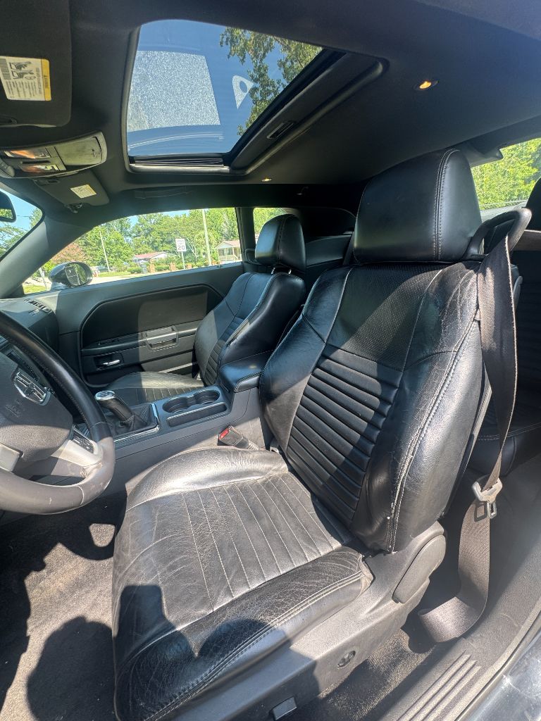 2014 Dodge Challenger - $13,250