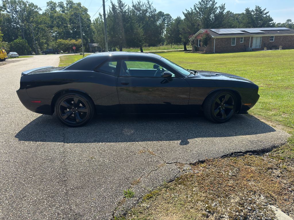 2014 Dodge Challenger - $13,250