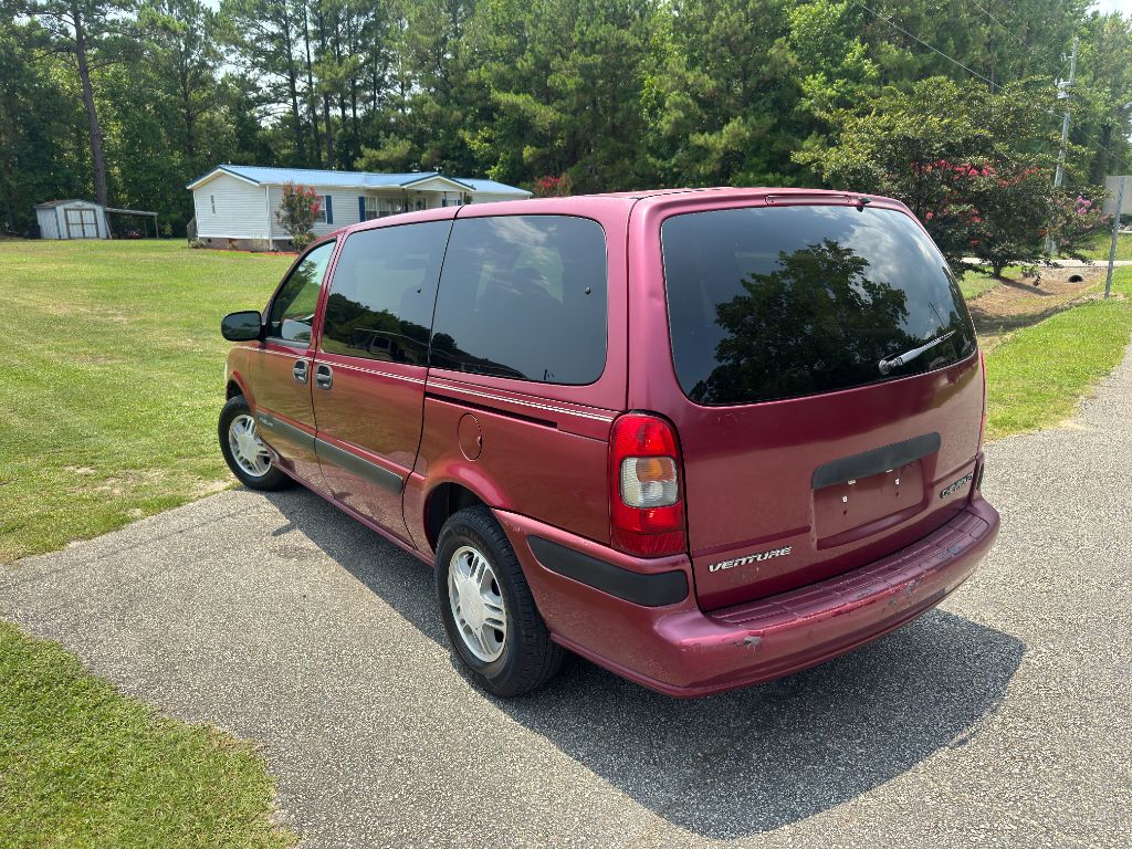 2005 Chevrolet Venture - $3,750