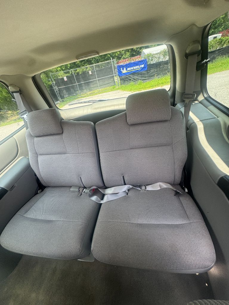 2005 Chevrolet Venture - $3,750