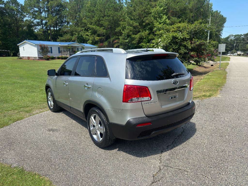 2013 Kia Sorento - $4,899