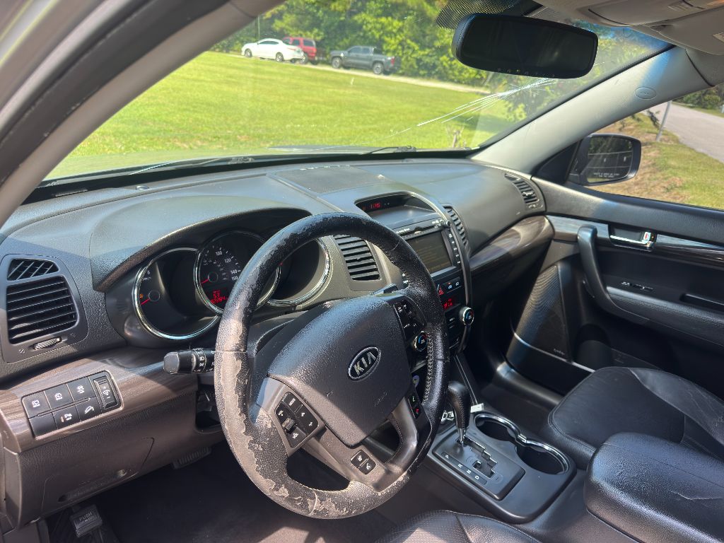 2013 Kia Sorento - $4,899