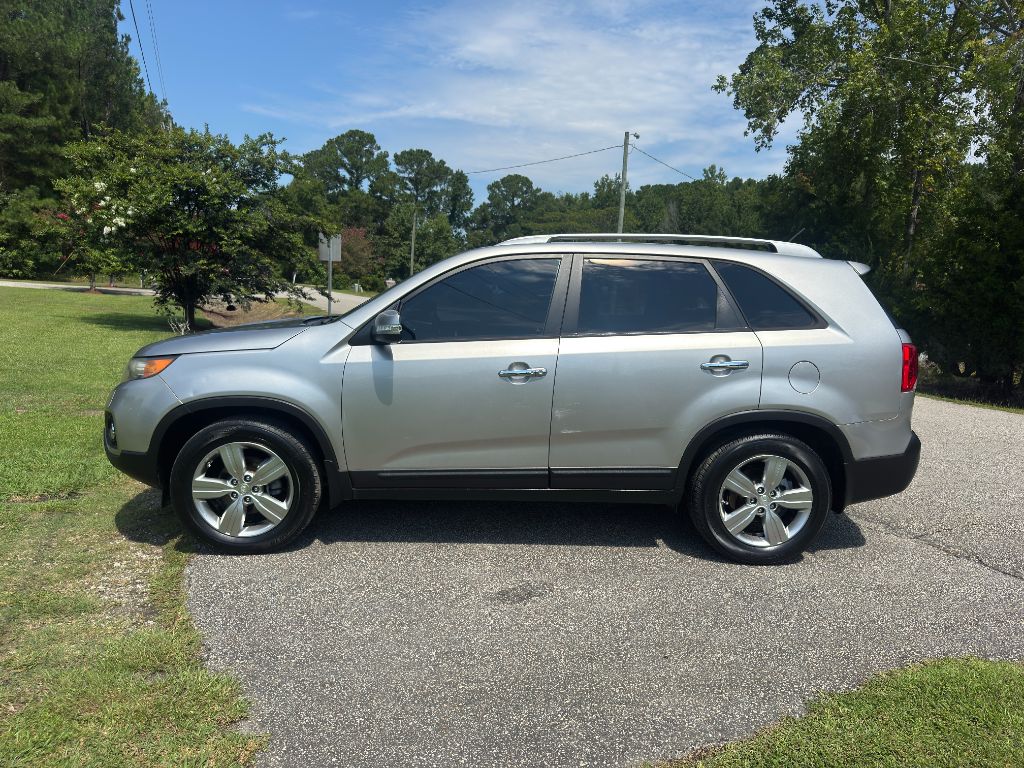 2013 Kia Sorento - $4,899