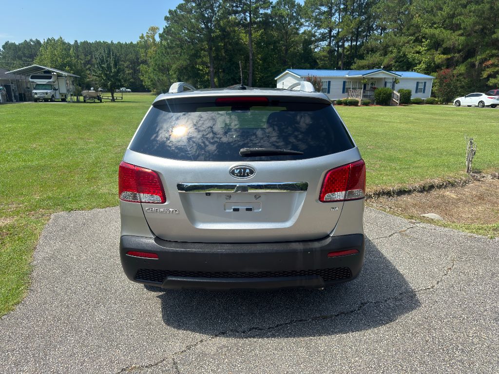 2013 Kia Sorento - $4,899