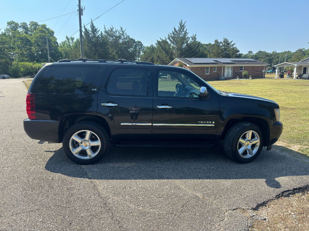 2009 Chevrolet Tahoe - $7,125