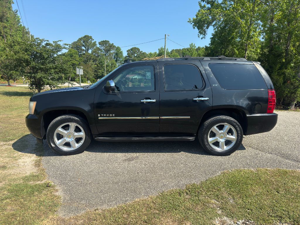 2009 Chevrolet Tahoe - $7,125